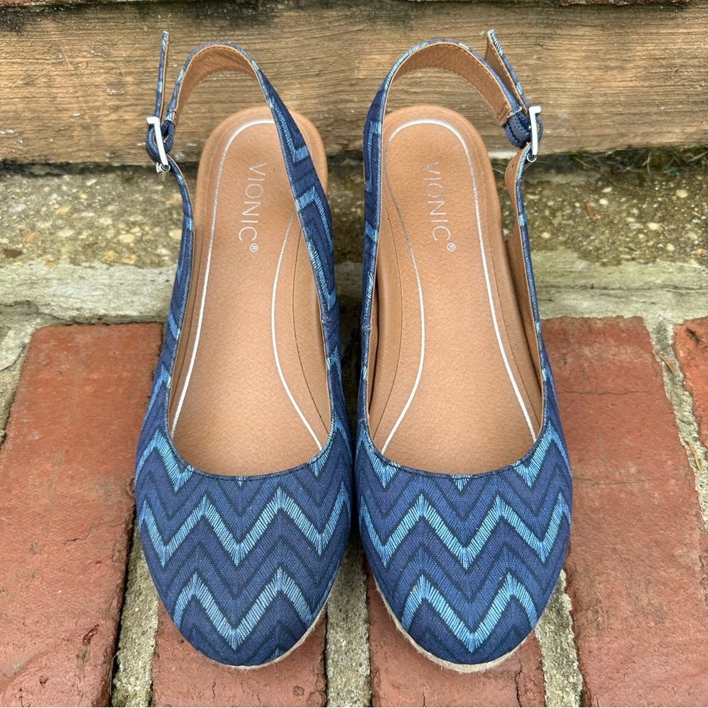 Vionic "Coralina" Blue Chevron Print Slingback Espadrille Wedge Sandals US 10 - Picture 2 of 15